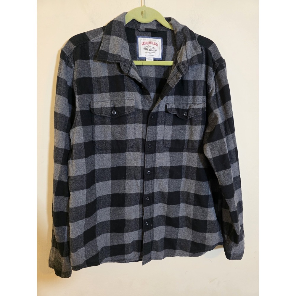 American Eagle Men's Size Large Black/Grey Flannel Long Sleeve Shirt‎